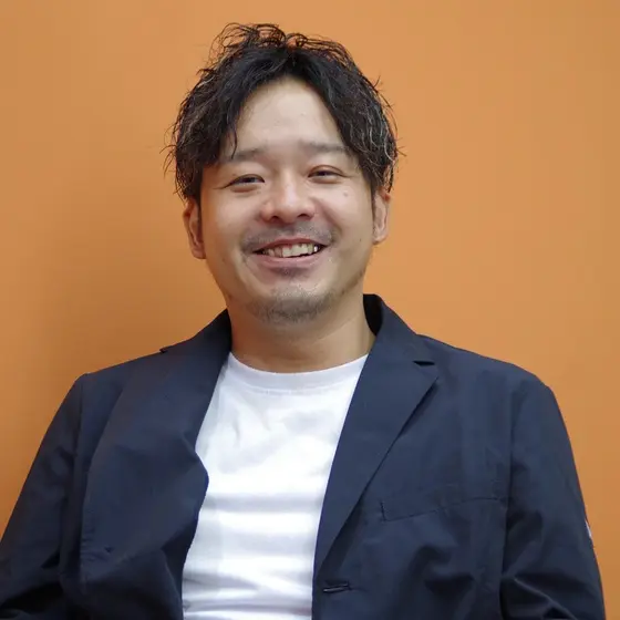 AI加工前の人物写真